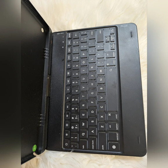 360X All In One 360 Degree Keyboard Case For iPad 9.7" Multi Color Backlight - Picture 2 of 5